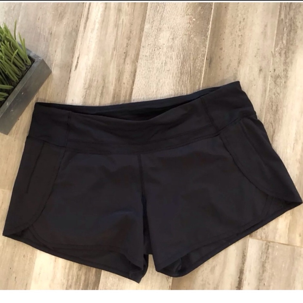 NWOT Lululemon shorts